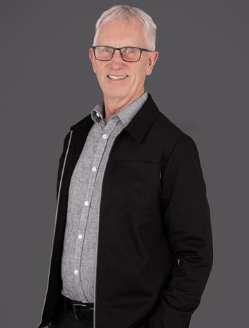 Peter Linderfalk, Mäklare Svensk Fastighetsförmedling