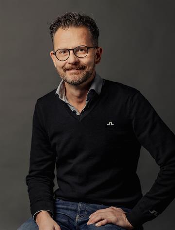 Patrick Magiera, Mäklare Svensk Fastighetsförmedling