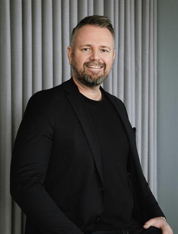 Julius Lindberg, Mäklare Svensk Fastighetsförmedling