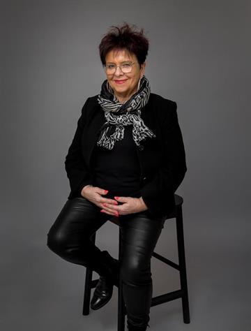 Ann-Christine Säfström, Mäklare Svensk Fastighetsförmedling