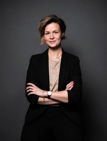 Stephanie Wehage, Mäklare Svensk Fastighetsförmedling