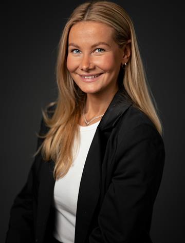 Lise Frosth Guldstrand, Real estate agent Svensk Fastighetsförmedling