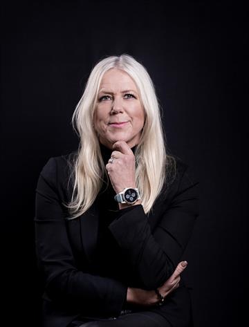 Camilla Jonsson, Mäklare Svensk Fastighetsförmedling
