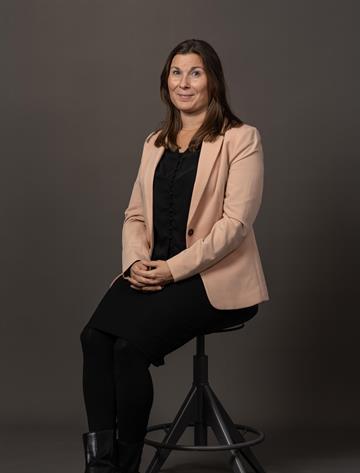 Alexandra Kristofic, Mäklare Svensk Fastighetsförmedling