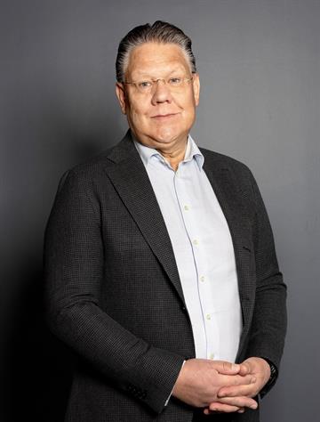 Niklas Mårtensson, Mäklare Svensk Fastighetsförmedling