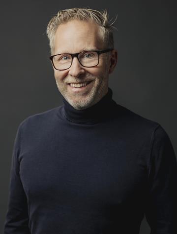 Carl Westrell, Mäklare Svensk Fastighetsförmedling