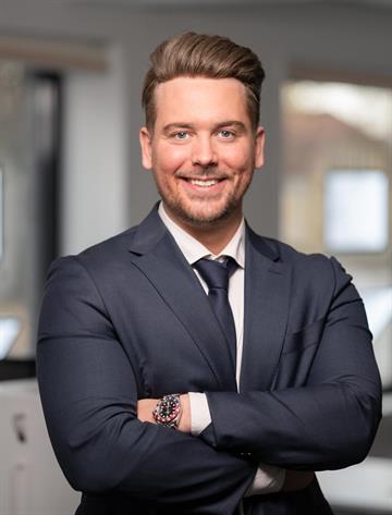 Robin Zetterström, Real estate agent Svensk Fastighetsförmedling