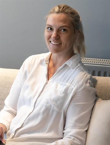 Maria-Therese Hagelberg, Real estate agent Svensk Fastighetsförmedling