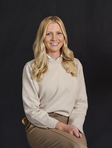 Diana Hedman, Real estate agent Svensk Fastighetsförmedling